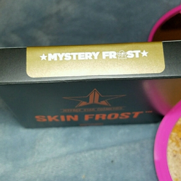 Jeffree Star | Skin Frost Mystery Frost Highlight - Picture 4 of 4